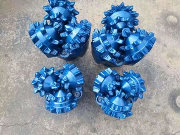 اللون الأزرق الصلب زر 12-1 / 4 &#39;&#39; IADC537 TCI الرول Tricone روك المثقاب بت كربيد التنجستن هارد روك