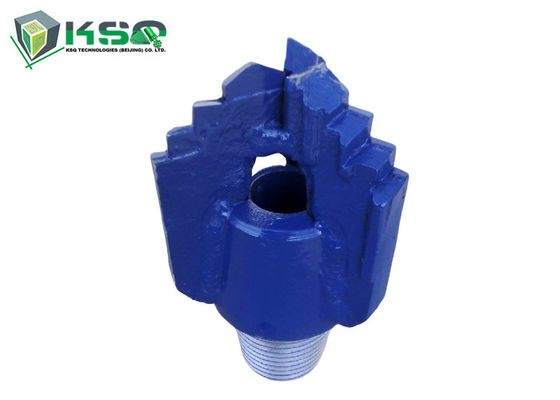 API 3 1/2 &quot;REG دبوس الموضوع 10 بوصة 3 أجنحة شفرات كربيد التنجستن خطوة شيفرون PDC سحب بت