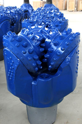 انخفاض القوة الضاغطة 6 3/4 "IADC635 Tricone مثقاب TCI الرول روك بت