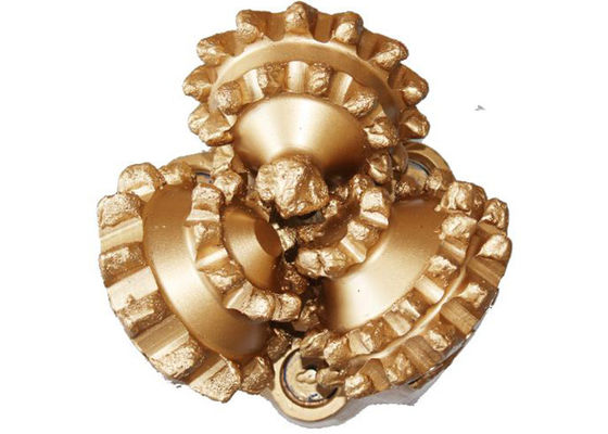 IADC كود 217 مع 3 فوهات ، 8-1 / 2 