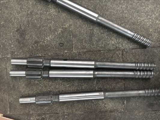 T38 حفر طول عرقوب محول 690mm ضرب القضبان لفوروكاوا HD609 روك المثقاب